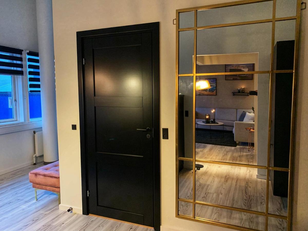 Broncks Apartment 1 - Modern 2-Bedroom In The Heart Of Tórshavn Extérieur photo